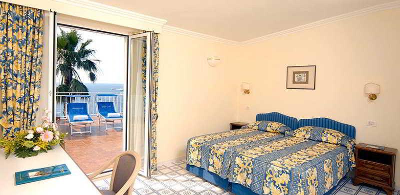 Hotel Continental Mare Ischia Exterior foto